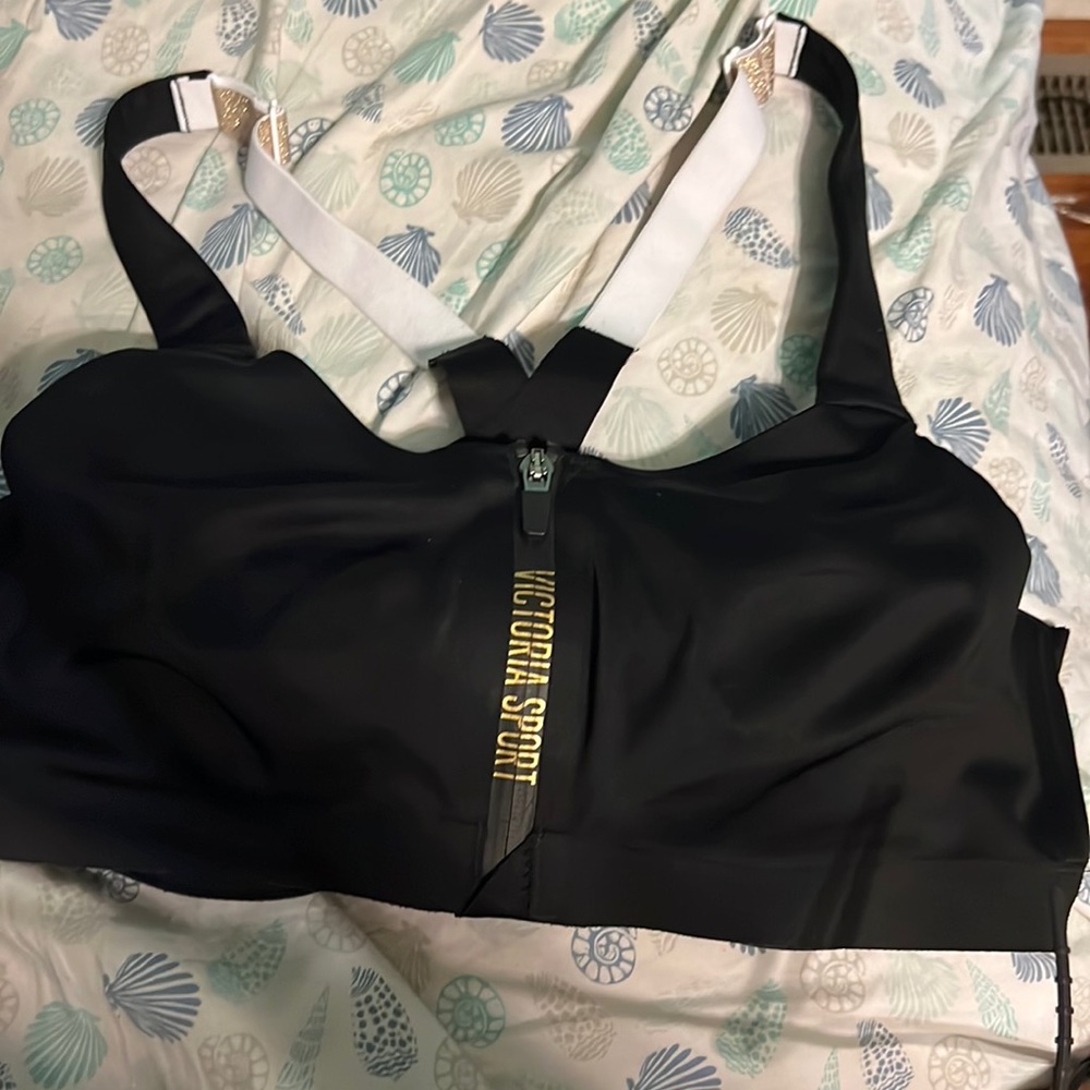 Victoria Secret Knockout Sports Bra